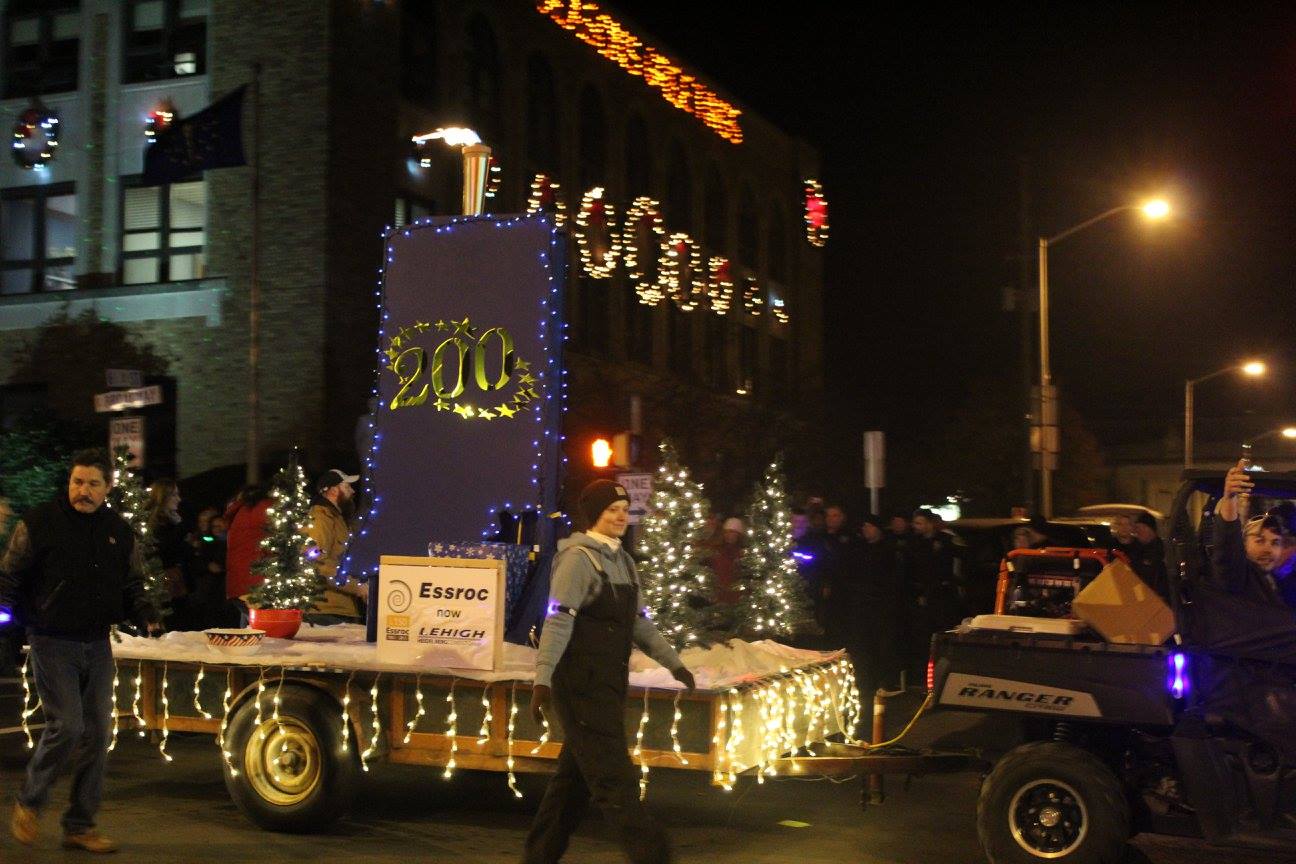 Thumbnail for the post titled: 2016 Light Up Logansport Parade Awards announced