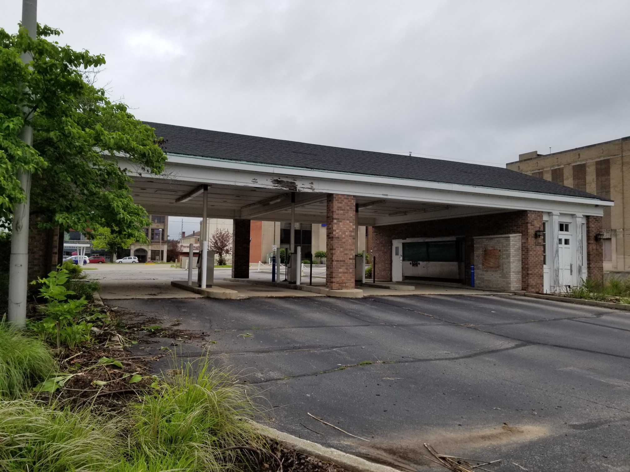 Former Salin Bank Drive Thru June 2018 Logansport