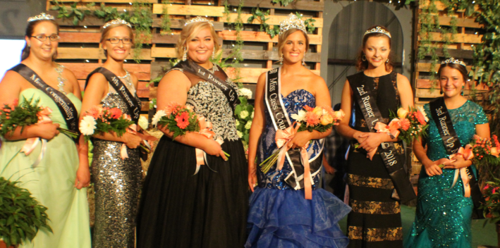 Miss Cass County 2018 and her court
